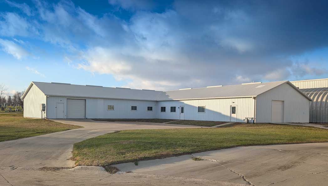 hawkeye molding tooling shop